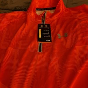 Nwt underarmour fitted, quarter zip, long sleeve men's shirt